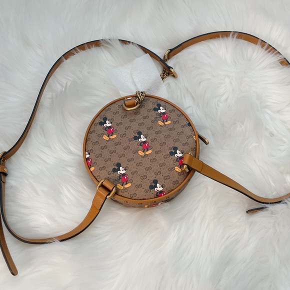 Gucci x Disney Mickey Mouse round backpack - Picture 5 of 9
